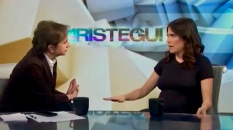 Carmen Aristegui entrevista a Karla Souza